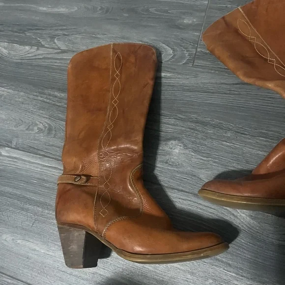 Cowboy boots - Picture 3 of 6